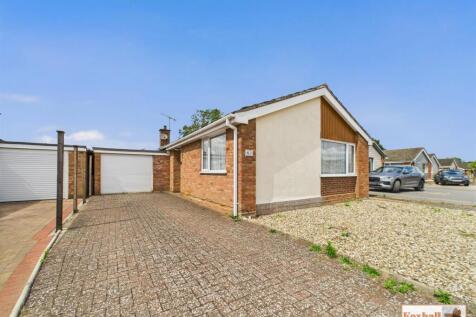 Front Garden &amp; Garage