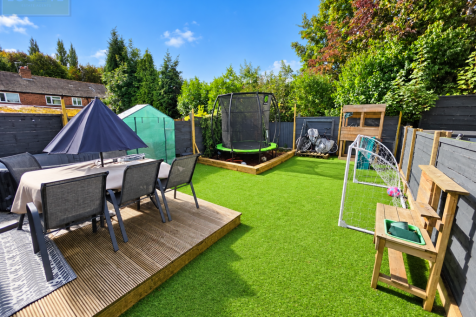Vibrant Family Backyard Garden