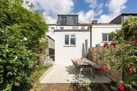 Acacia Road, E17