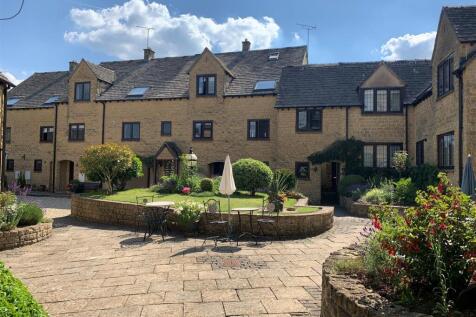 Sunny Courtyard Garden.jpg