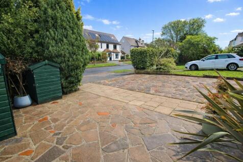 driveway.JPG