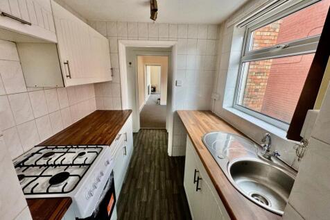 Main Kitchen 
