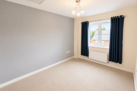 Arrowhead Close, Stapeley photo 5