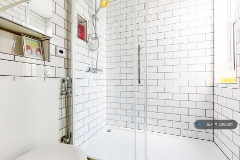 Shower Room 1