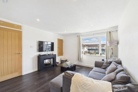 CAM03218G0-PR0962-STILL004