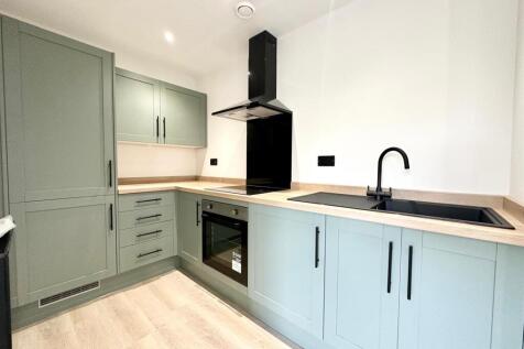 WhatsApp Image 2025-06-20 at 17.30.04 (4).jpeg