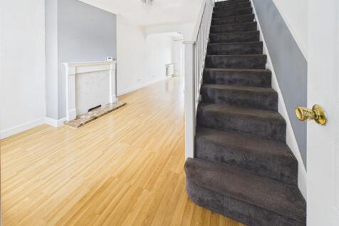 Saxon Grove, Willington, Derby photo 2