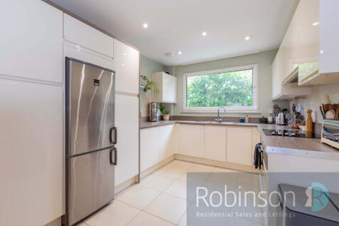 17 Lynton Green-10