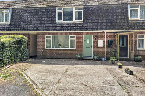 10 Hatchland Road, Poltimore
