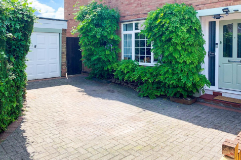 404 Ongar Road.png