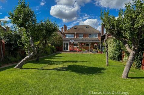 58 Pipers HIll Rd Kettering-06.jpg