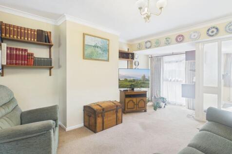 Living room 2