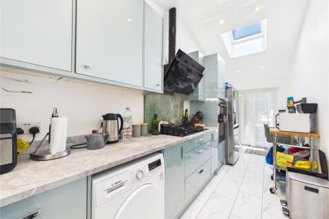 Palamos Road, Leyton, E10 photo 4