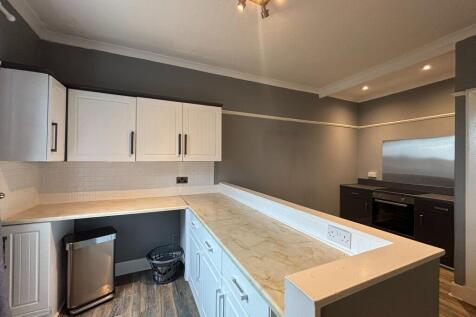 McCalls Avenue, Ayr, South Ayrshire, KA8 photo 5