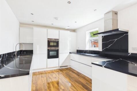 Sylvandale, Spital Road, Bromborough, CH62 photo 3