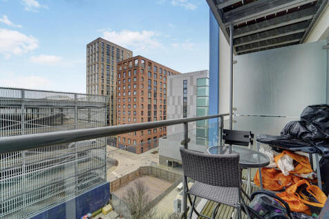 balconyshot1