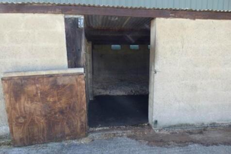 EXTERNAL STABLE