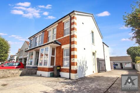 3 Bedroom Semi-Detached House