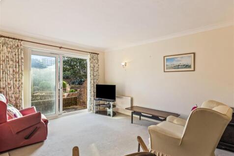 4 Shrewsbury Court-001.JPG