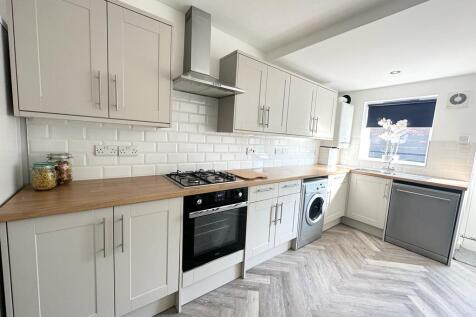 5 Bedroom terraced house - HMO