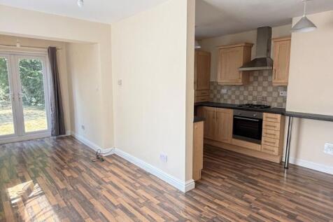 Ellards Drive, Wolverhampton photo 4