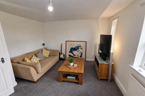 Long Lane, Honley, HD9 photo 4