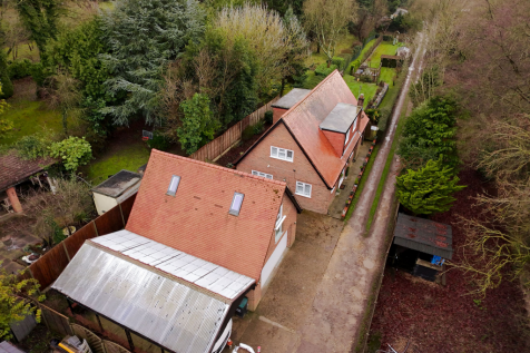 Roof Toms Lane