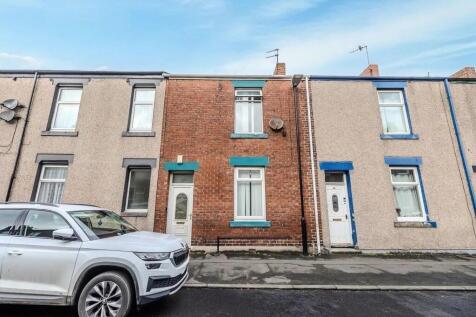 3 bedroom Terraced for rent