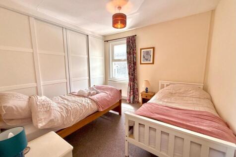 Cross Street, Swindon, SN1 3JT photo 3