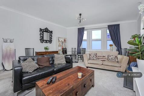 Large Living Space Furnished 