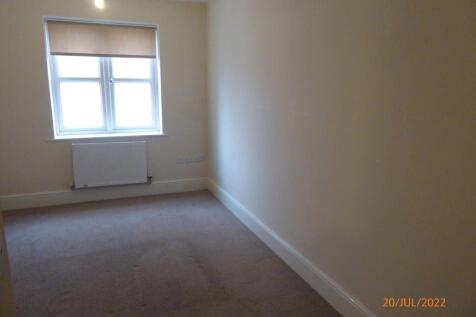 Lowood Court, The Avenue, Northampton photo 3