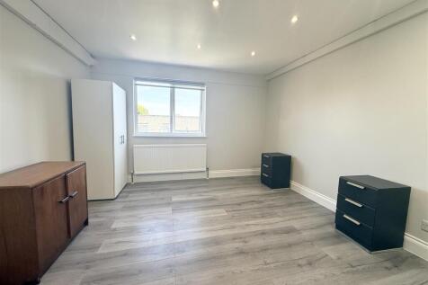 Room 2.jpg