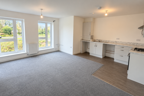 Saddlers House, Rainham, Havering, RM13 8LZ photo 3