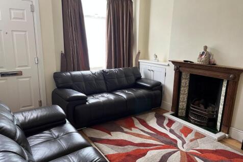 Front Lounge
