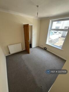 Sitting/Front Room