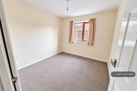 Winters Court, Long Bennington, NG23 photo 5