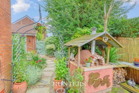 Worcester Road (2).jpg