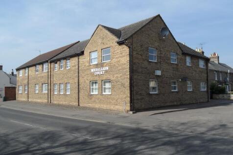 1-bed flat on Cambridge Street, Medallion Court Cambridge Street, PE19, £850/mo