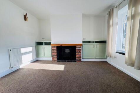258 Hurdsfield Road, Macclesfield, SK10 2PN photo 3