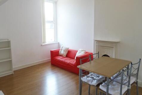 Top Floor Flat - Claude Place