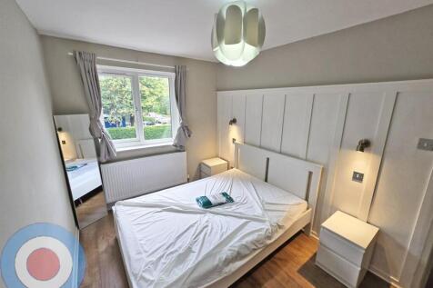 Ladybarn Crescent Manchester, M14 6UU photo 3