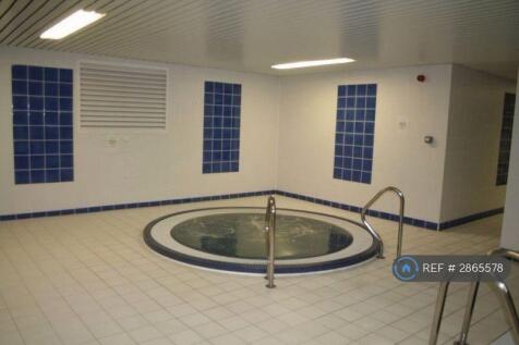 Jacuzzi &amp; Sauna