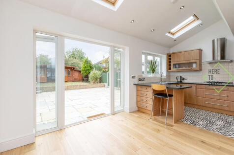 39 Kilvinton Drive, Enfield, EN2 0BE-6