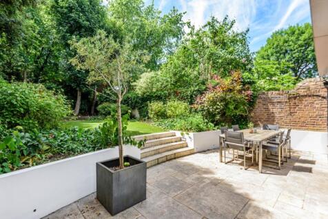 62b2eb8cb1dea-l-8637