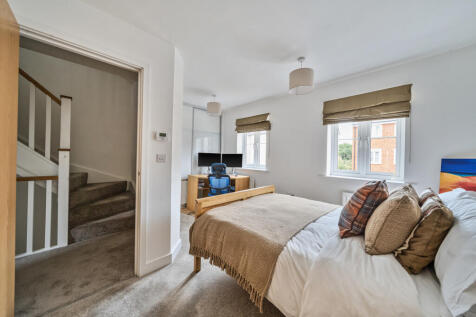 1362746-15-68e7b7...