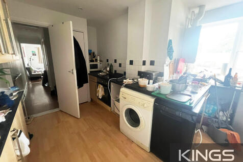 Flat 4 Albert cou...