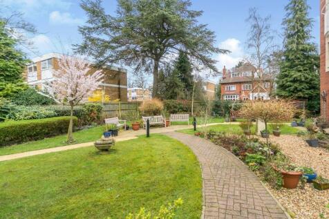 Lorne Court gardens.jpg