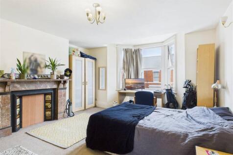 Bayswater Road, Jesmond, Newcastle Upon Tyne photo 4
