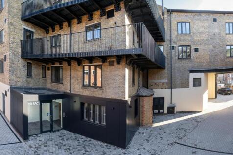 entrance.jpg