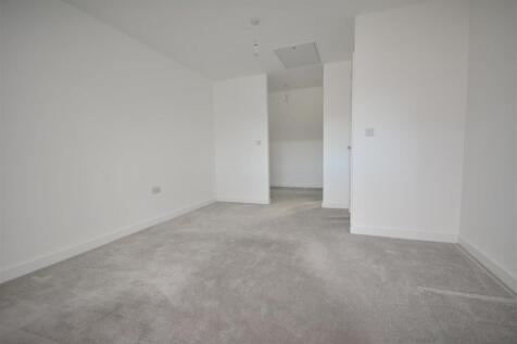 Master Bedroom #.JPG